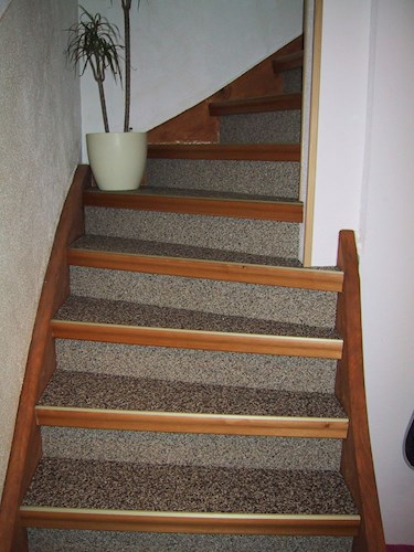 Teppich auf Treppe verlegen